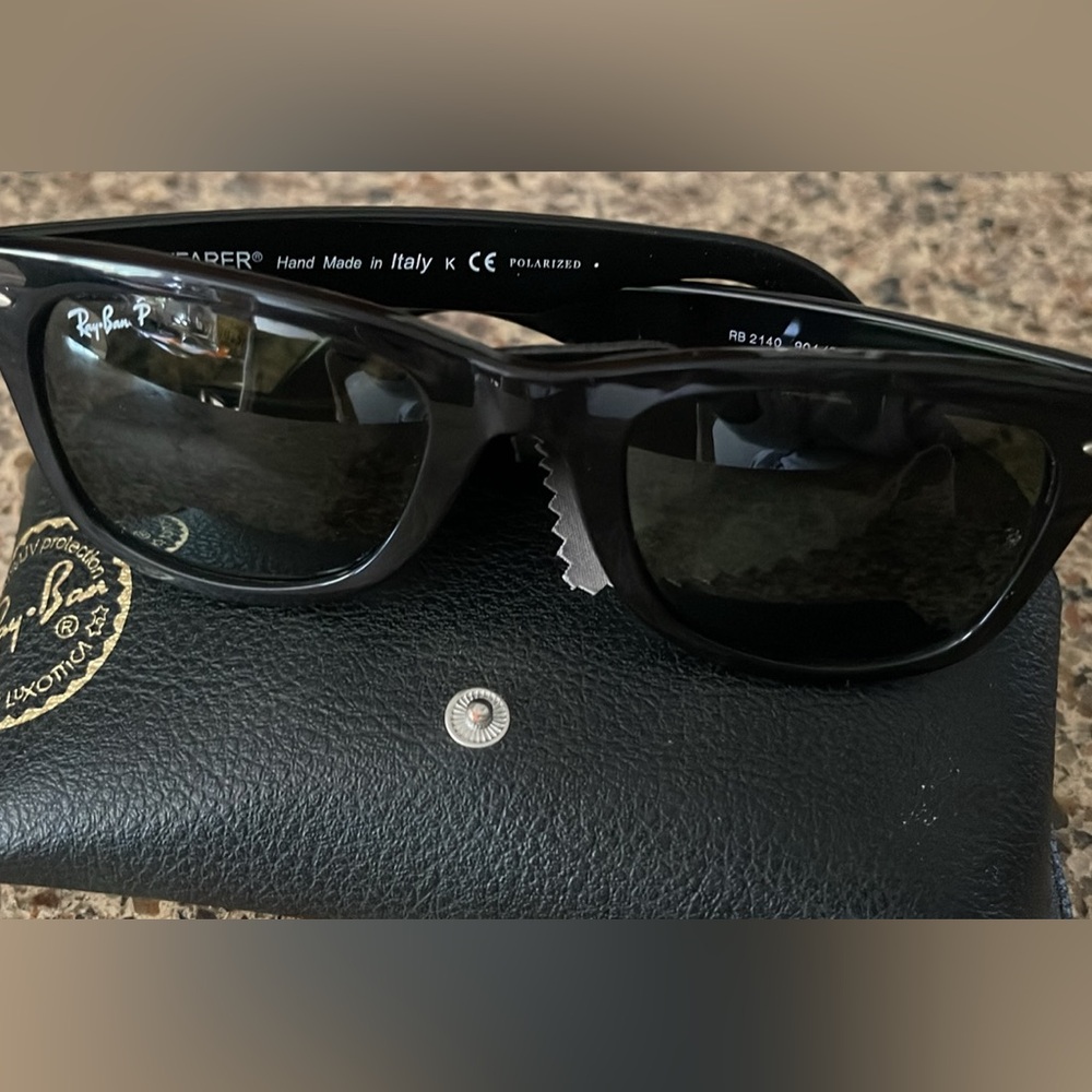 Rayban Wayfarer in black
